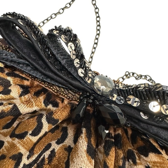 Mary Frances RARE Animal Print Pounce Motif Designer Handbag - Picture 3 of 9
